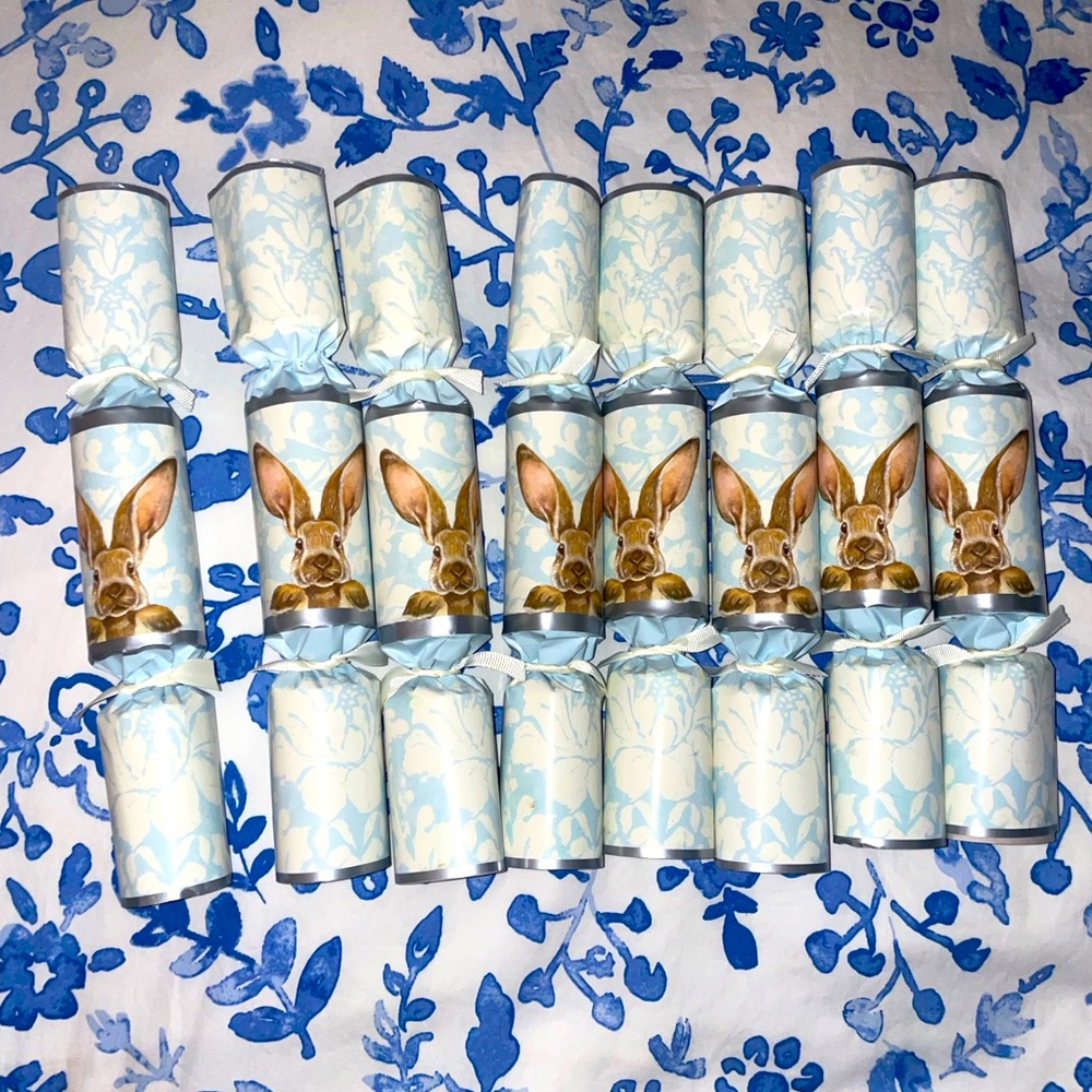 Williams Sonoma NWT Danask Bunny English Crackers, set of 8